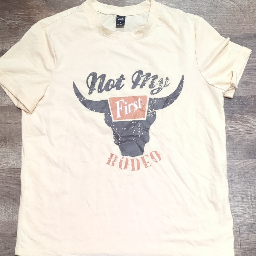 T-Shirt Bundle - Picture 10 of 13